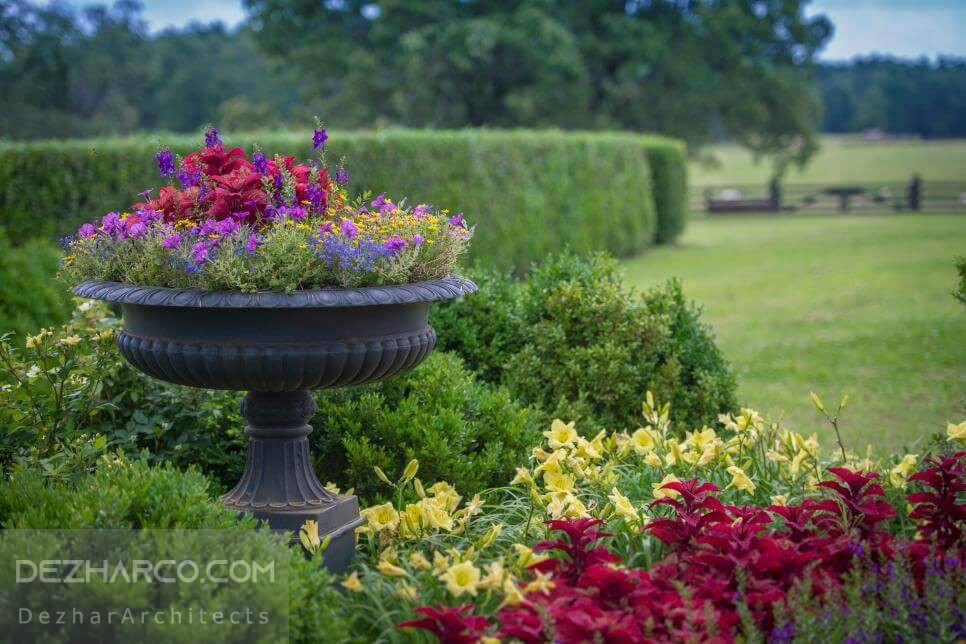 استفاده از گیاهان در باغچه ویلا